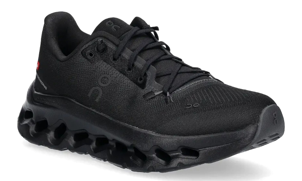 On Running Cloudtilt "Black Eclipse"