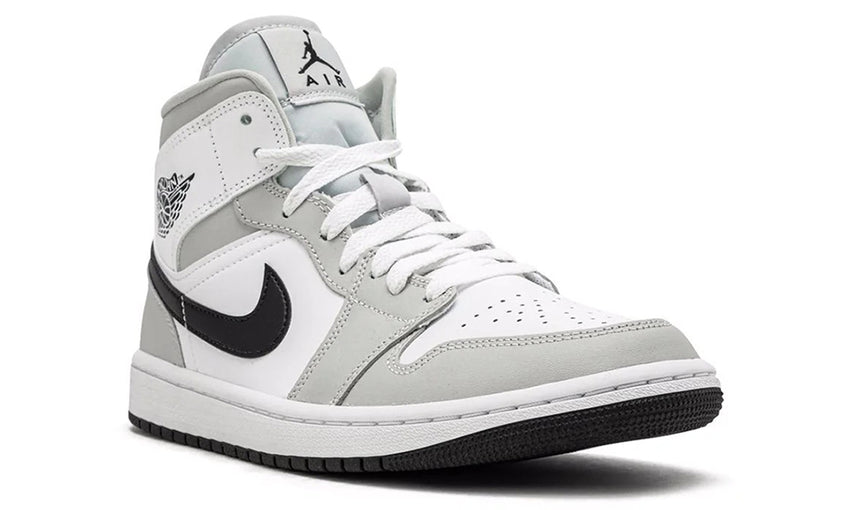 Nike Air Jordan 1 Mid "Smoke Grey"