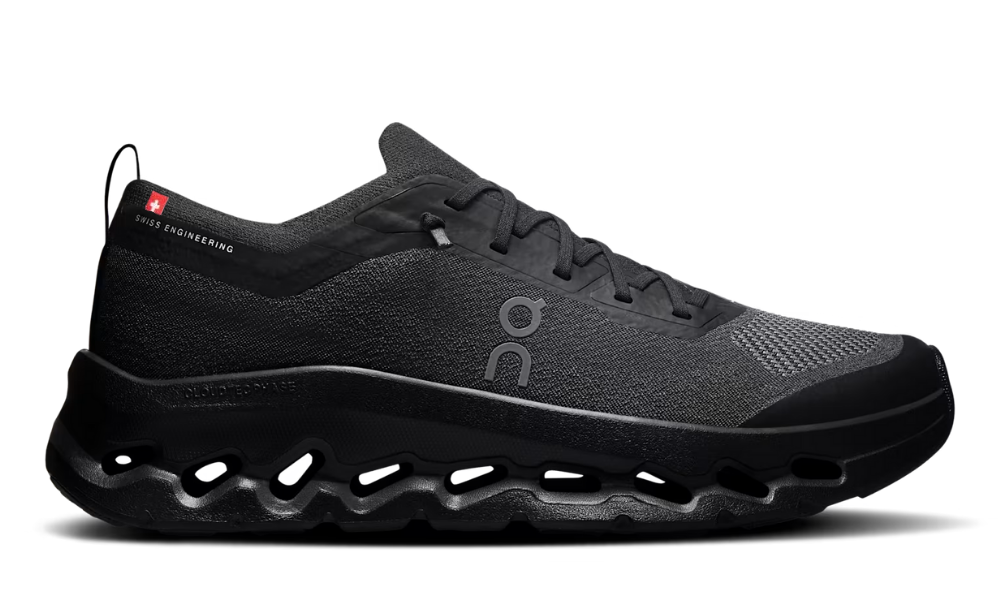 On Cloudtilt Moon "Black | Black"