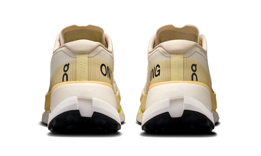 On Running Cloudultra Pro "Pearl | Lychee"