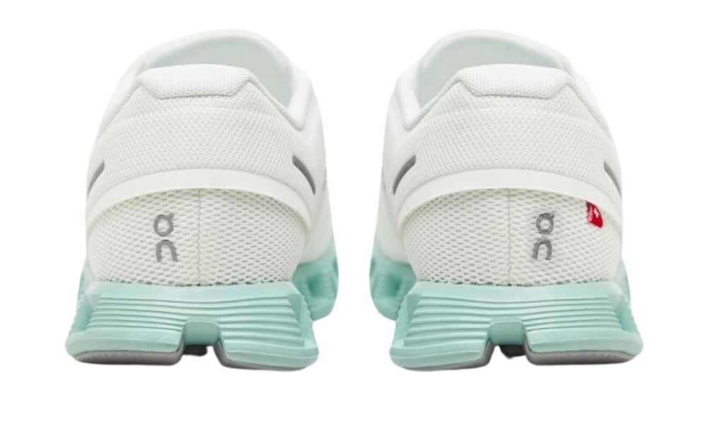 On Running Cloud 5 Undyed 'White'