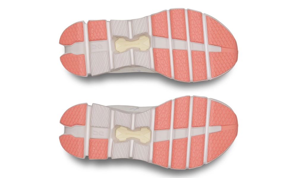 On Cloud X 4 "Ivory Sand "