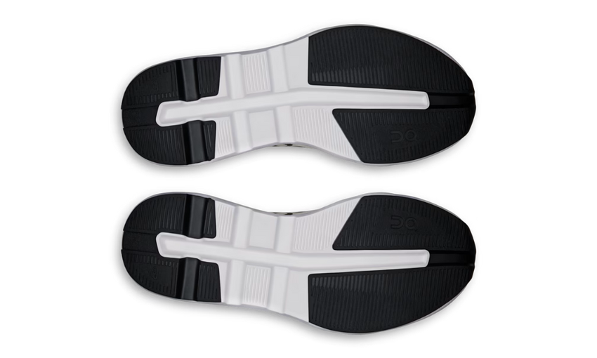 On Cloudzone 'Ice Black'