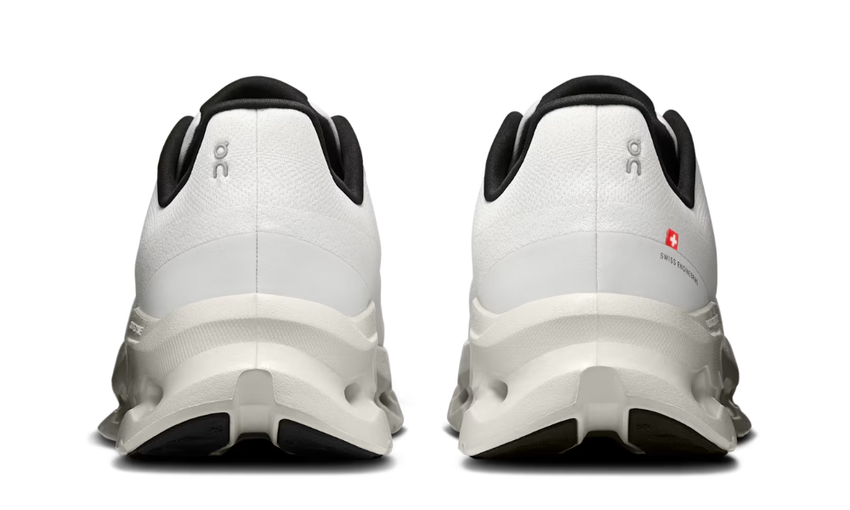 On Cloudtilt 'Pearl Ice'