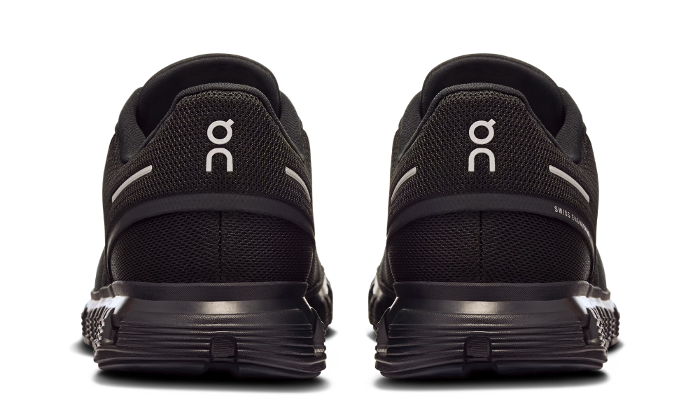 On Cloud 6 'Black Black'