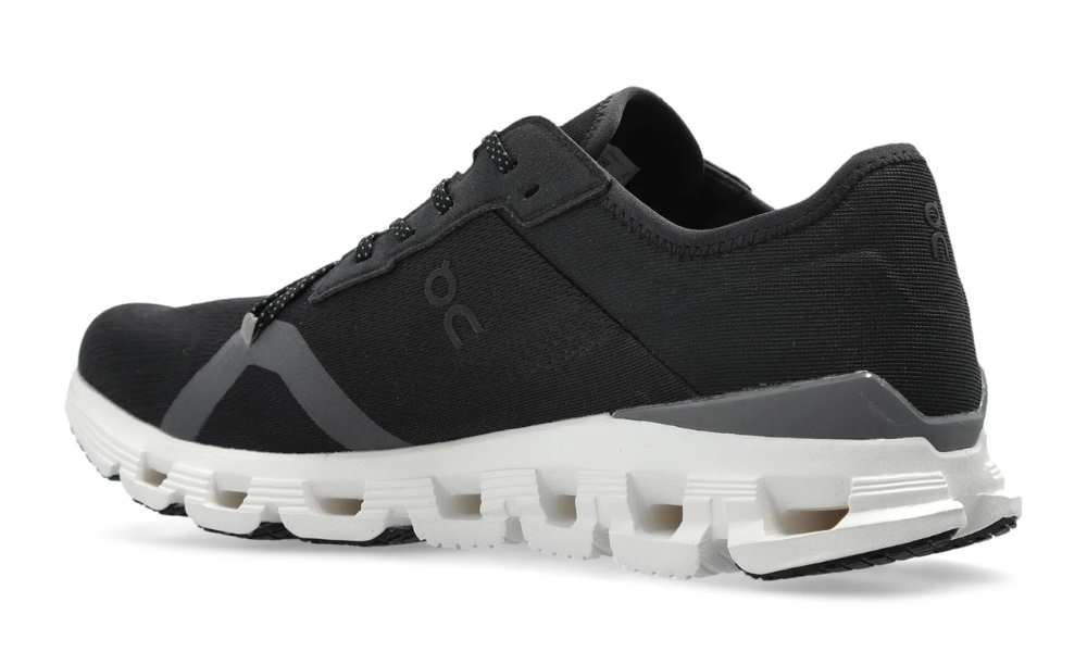 On Cloud X 4 AD 'Black'