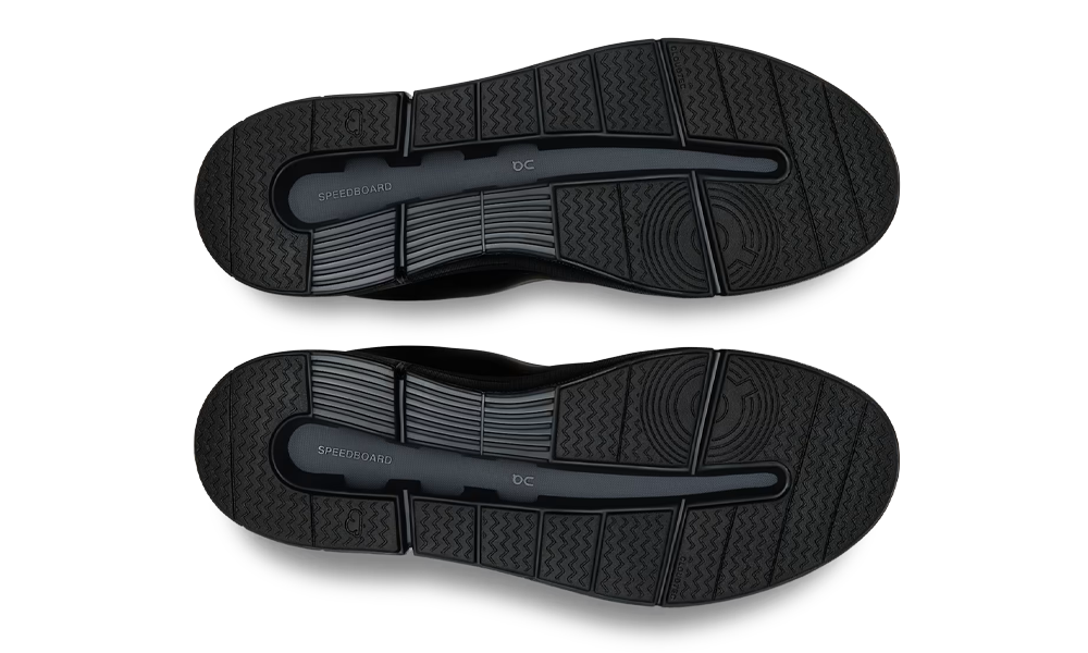 On Running The Roger Advantage 'All Black'